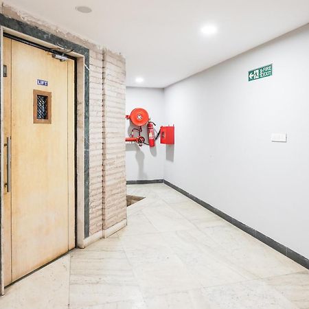 Palette Country Club Surat Otel Dış mekan fotoğraf